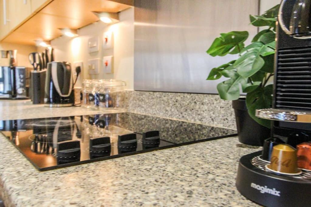 Luxurious 1 Bed Apartment With Free Parking Nottingham Exteriör bild